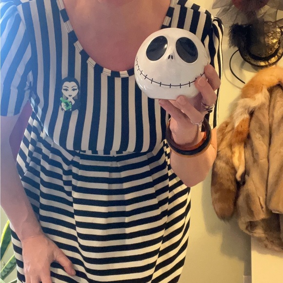 Beetlejuice Black and White A-Line Midi Dress with Short Sleeve nautical - Picture 6 of 6